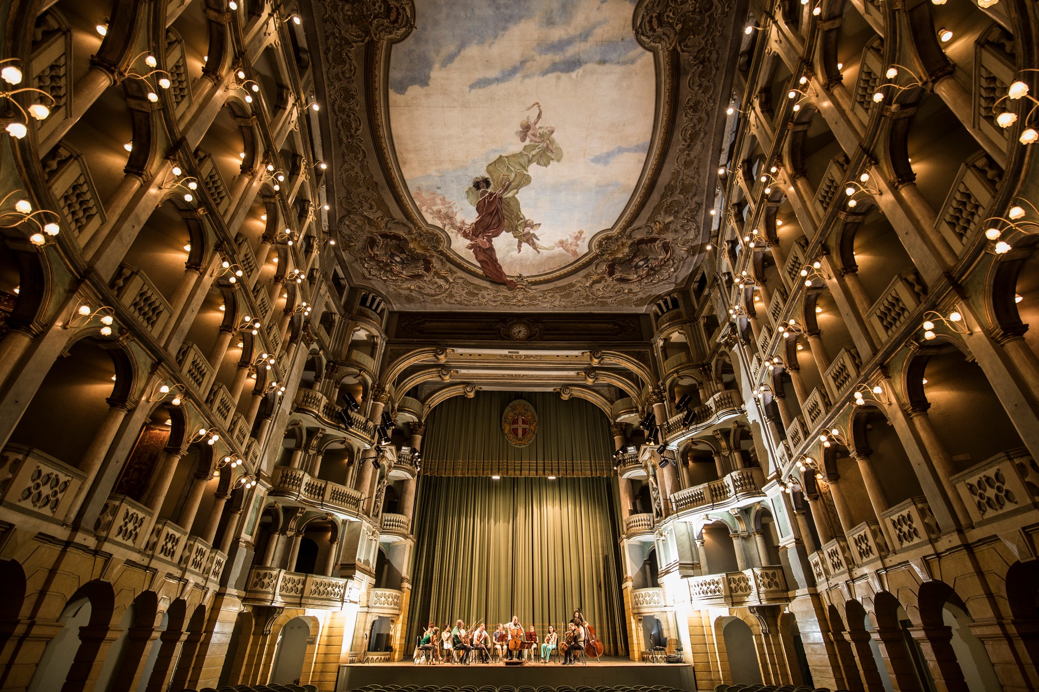 Immagini di FONDAZIONE TEATRO FRASCHINI