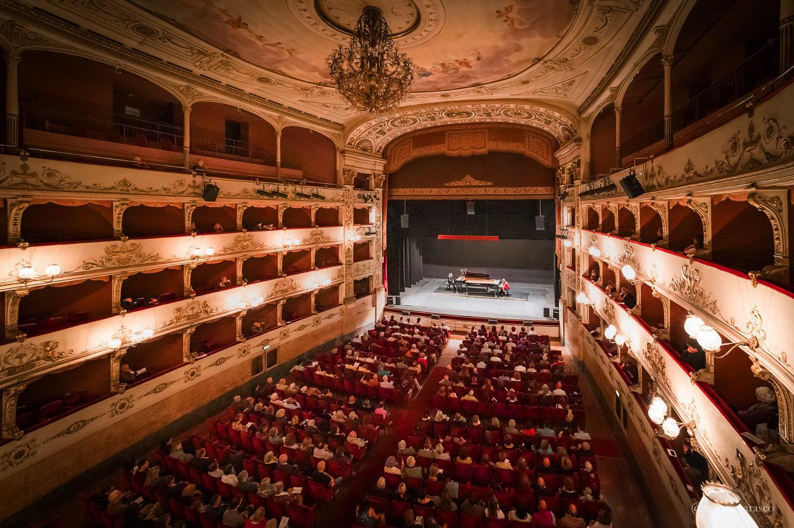 Immagini di ASSOCIAZIONE AMICI DELLA MUSICA DI FIRENZE