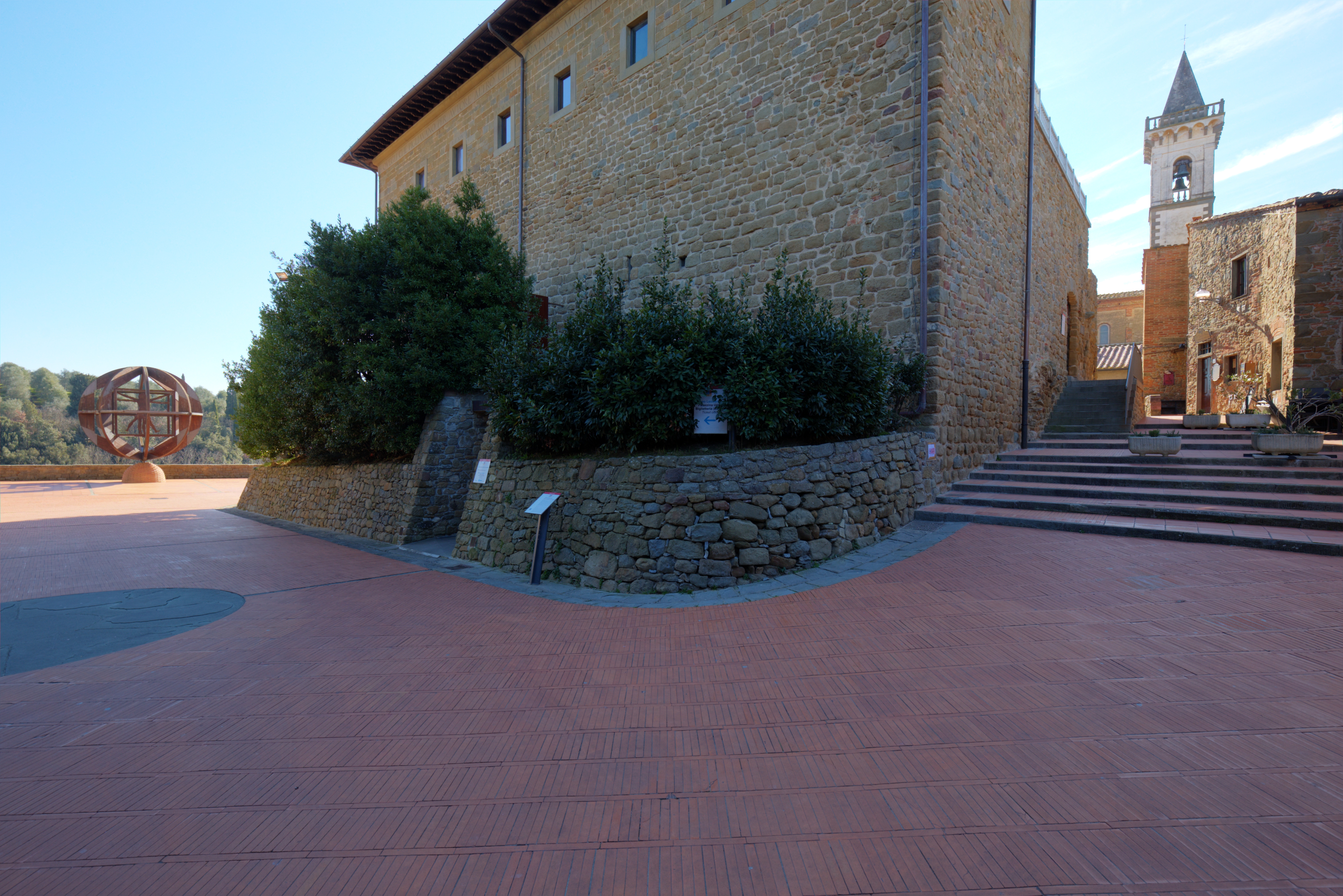 Immagini di Museo Leonardiano (Palazzina Uzielli, Castello dei Conti Guidi e Casa natale)