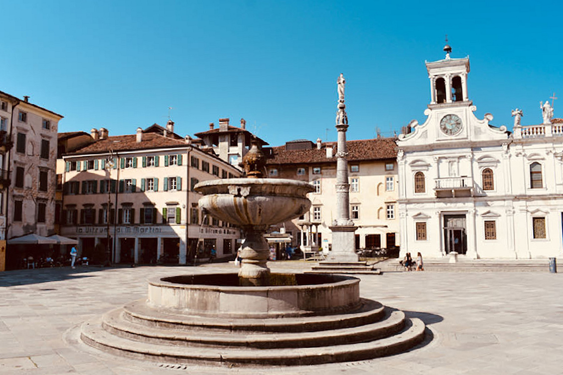 Immagini di Fontana monumentale di Giovanni da Udine 