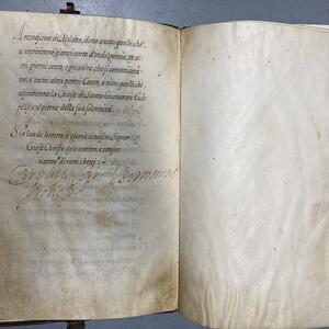 Archivio di Stato di Milano - Fascicolo rilegato con firma di Carlo Borromeo, restauro