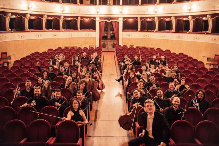 Immagini di Sostegno dell'attività teatrale dell'Associazione Teatrale Pistoiese anno 2022