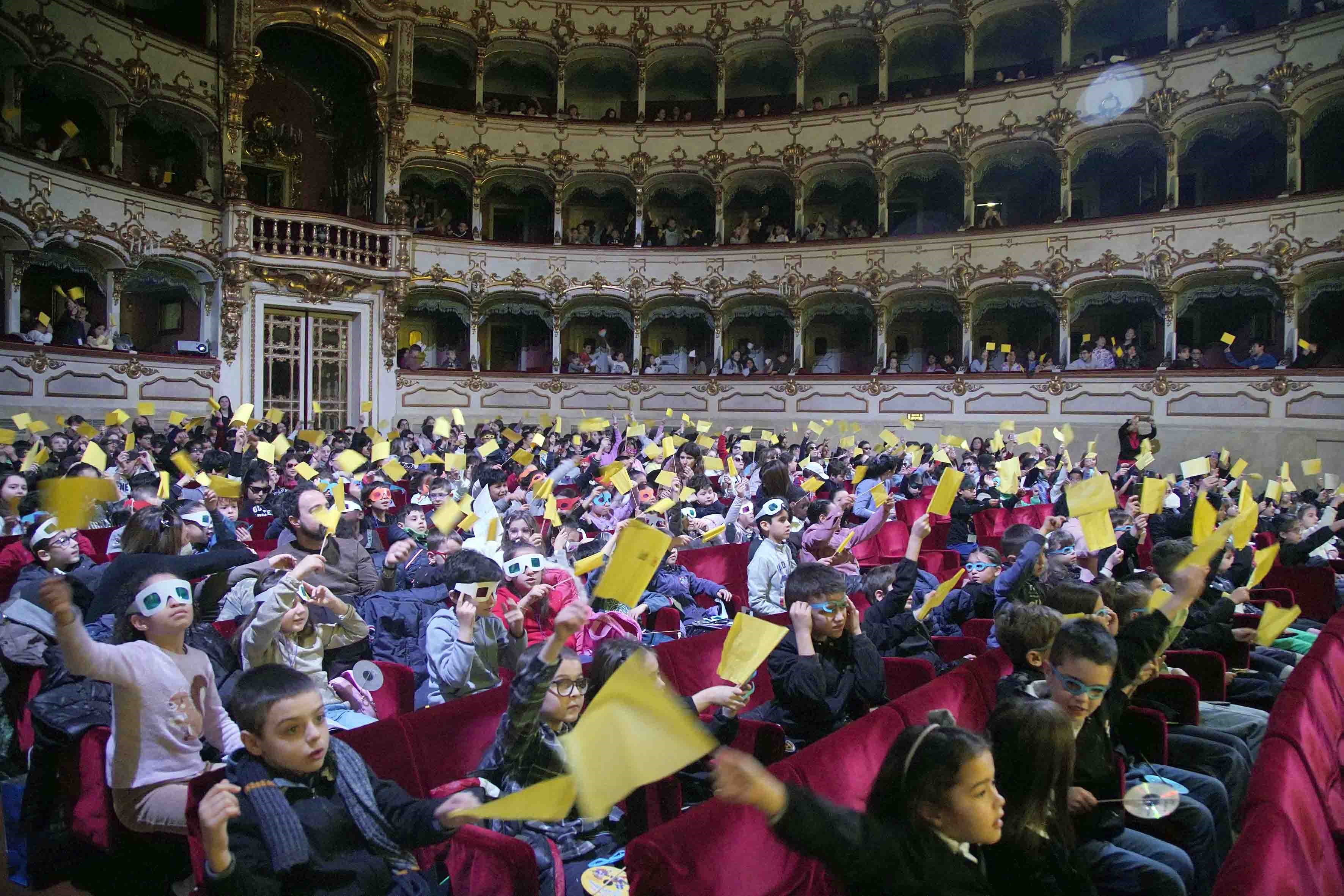 Immagini di Sostegno alla realizzazione della Stagione del Teatro Municipale di Piacenza 2022