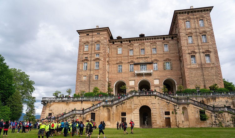 Immagini di CAMMINATE REALI 2023. Lungo la Via dei Re: quattro suggestivi percorsi a piedi dentro la natura e la storia, alla scoperta del territorio delle Residenze Reali Sabaude.