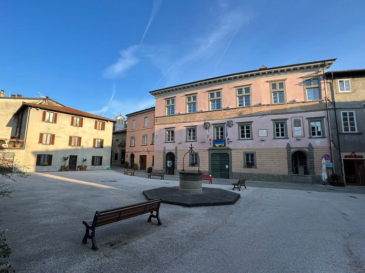 Immagini di RESTAURO DELLA FACCIATA DEL PALAZZO COMUNALE E MANUTENZIONE DEGLI IMPIANTI