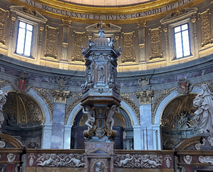 Immagini di Restauro del Ciborio Eucaristico dell'altare maggiore 