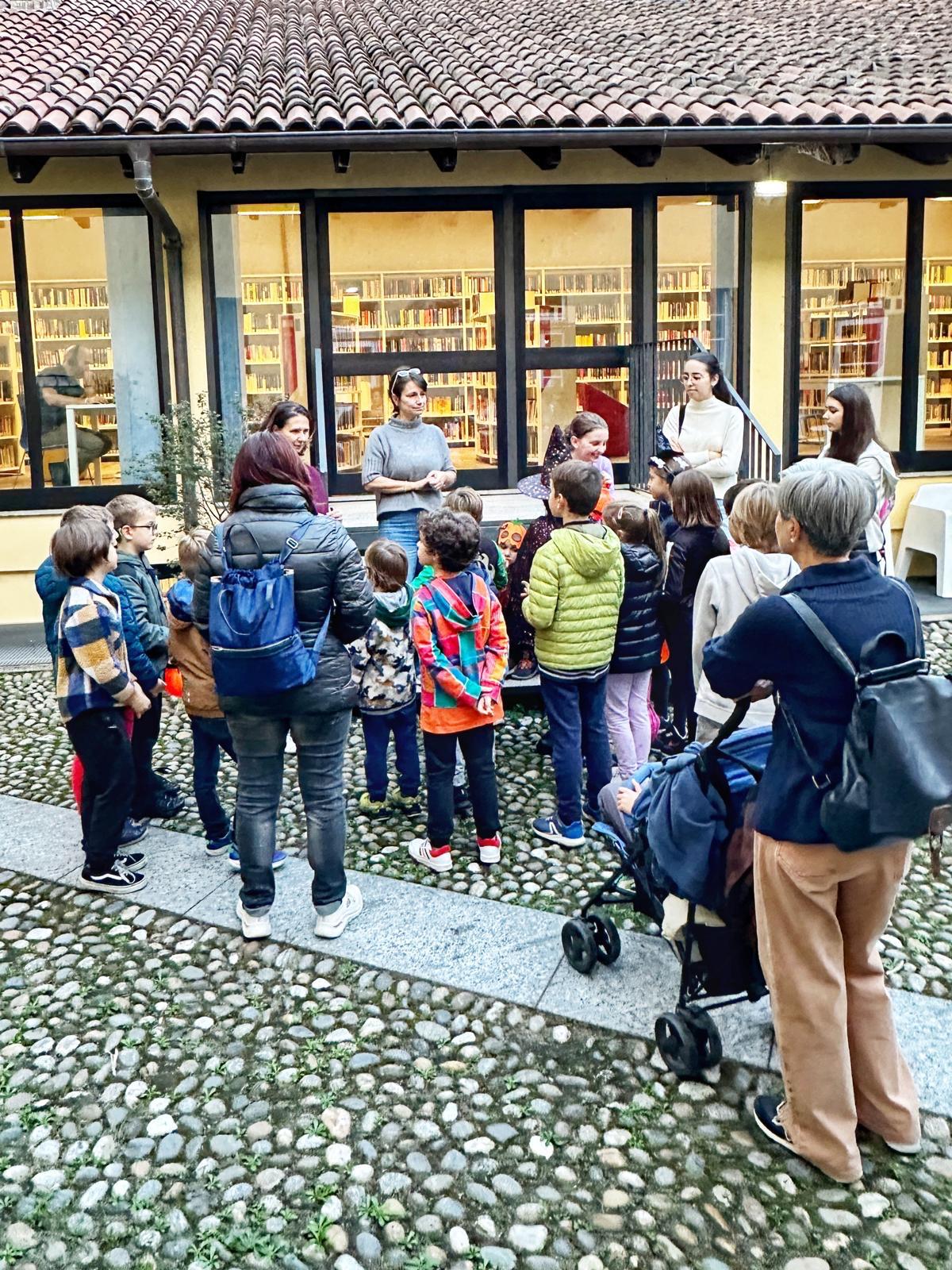 Immagini di Biblioteca di Arona - Coordinamento NPL Ovest Ticino- Cultura per Crescere 2024